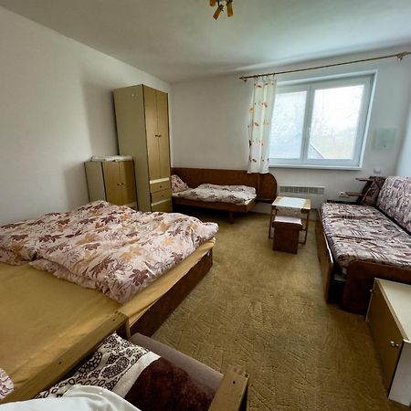 Chalupa V Zapadnych Tatrach Bobrovec Bagian luar foto